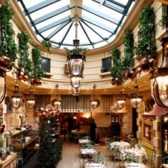 Chez Clément Elysées
