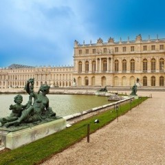Versailles with Guide